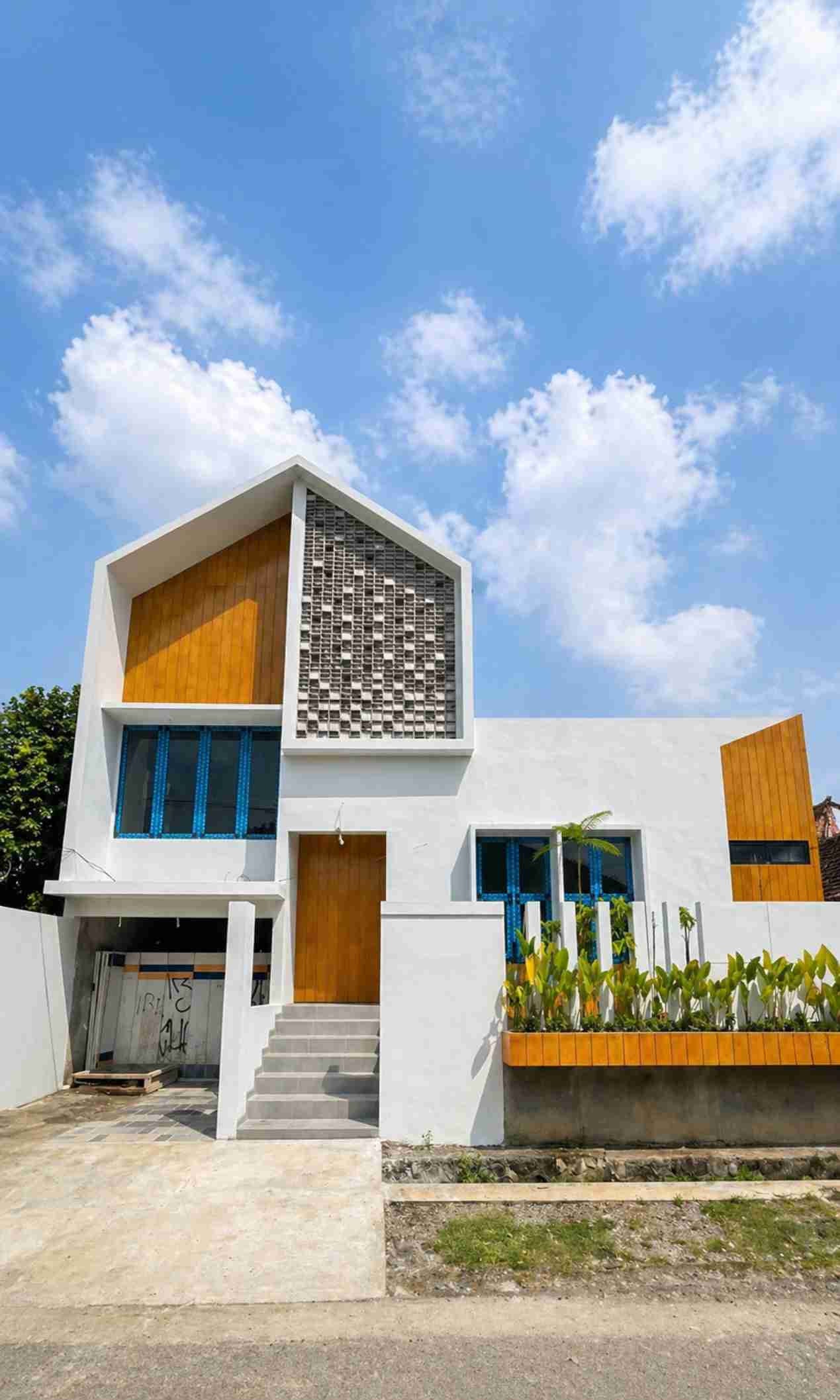 bangun rumah Pak Erick Jombang