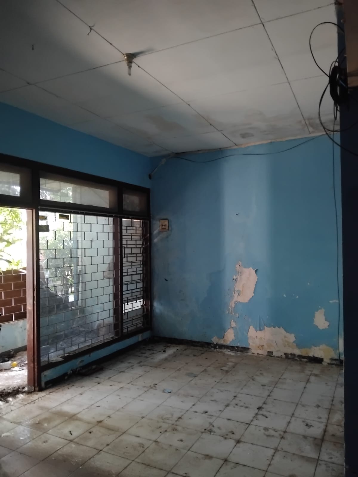 Rumah pak hendriyarno ruang tamu